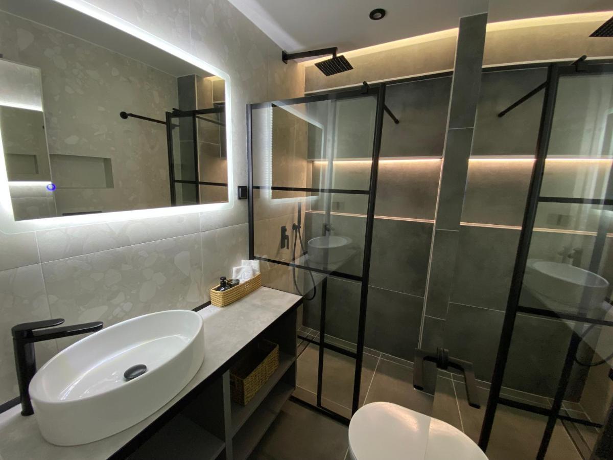 Celestial Luxury Skg Port Apartment Thessaloniki